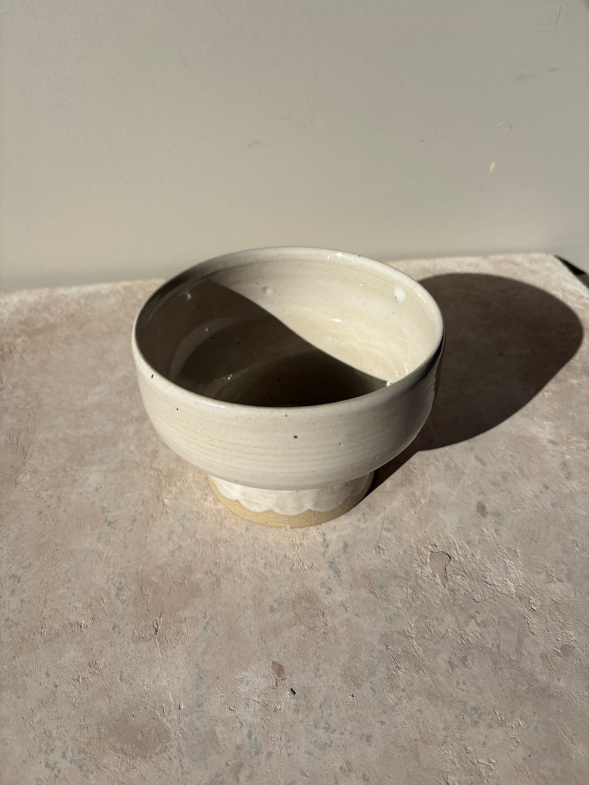 Pedestal vase