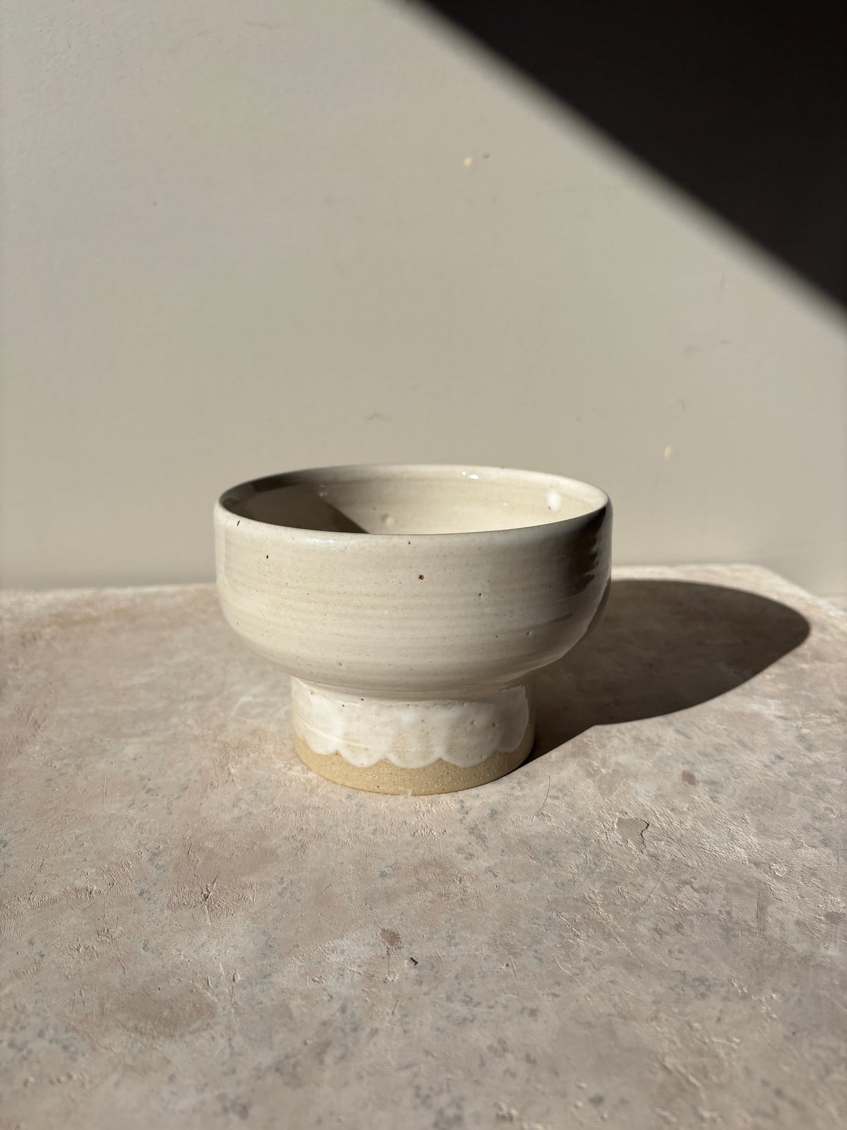 Pedestal vase