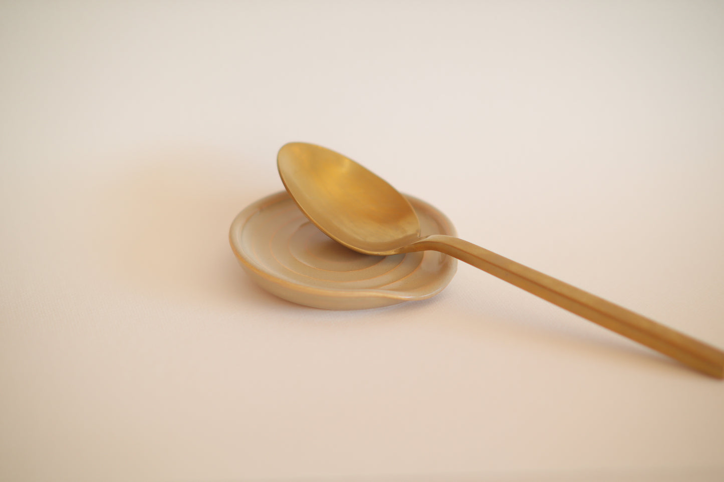 Ecru Spoon Rest